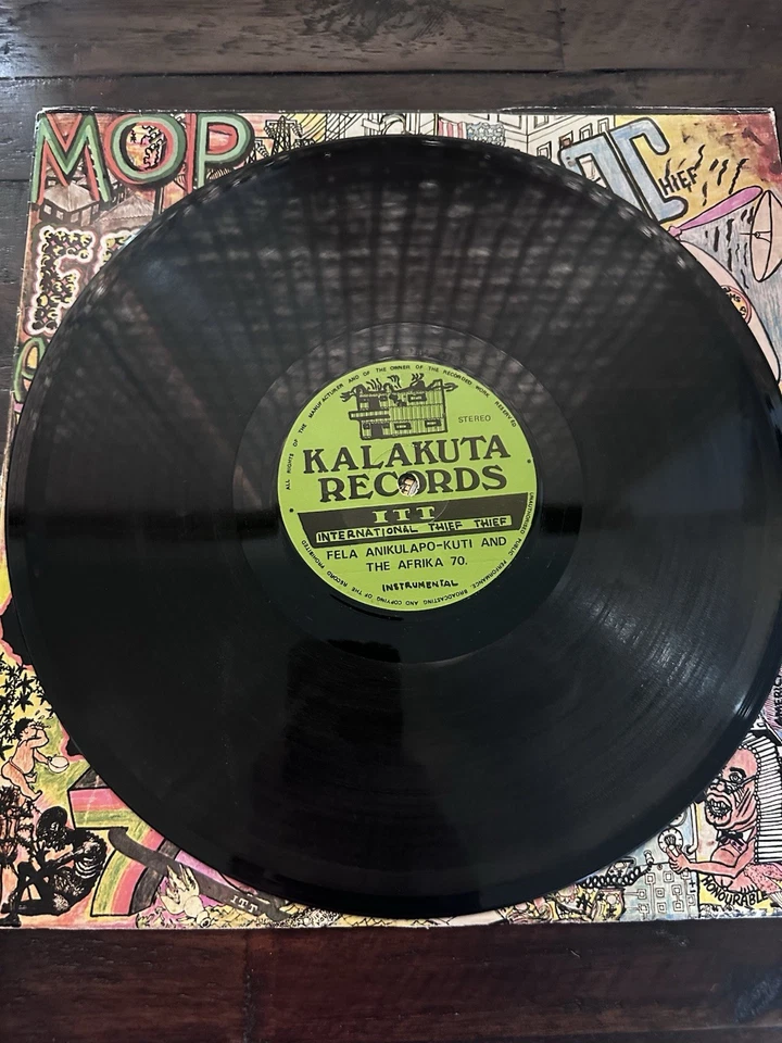 Fela Kuti– I.T.T. (Kalakuta KALP 002, 1980 Nigeria Original LP, VG+) Afrobeat - Image 4 of 4