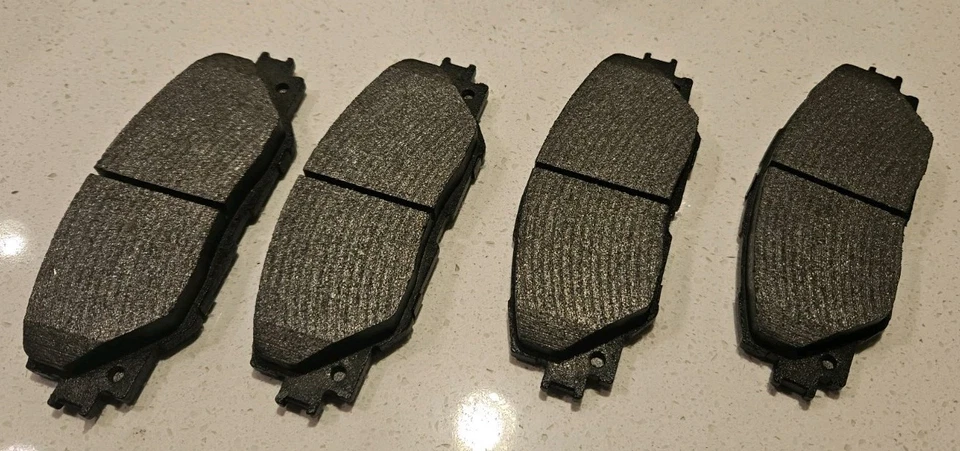 Комплект передних тормозных колодок 2006-2020 Toyota/Scion — новые из старых запасов CarQuest — NAD 1211 - Изображение 2 из 4