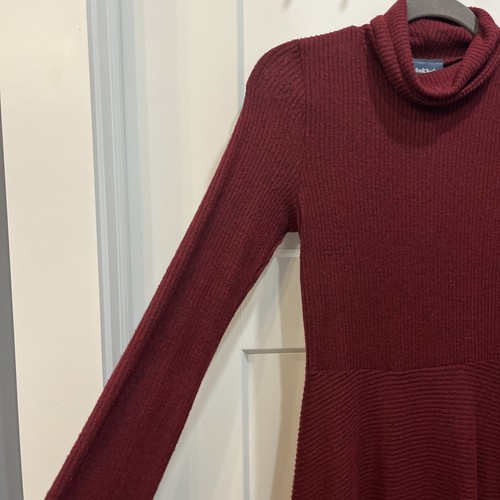 Modcloth Women’s Idyllic Arrangement Sweater Dress Size Small Red Wine - Picture 3 of 9