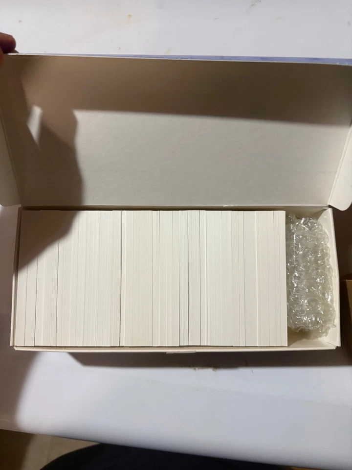 BOX OF 20. 1989-90 OPC O-Pee-Chee Hockey Complete 330 Card Set - Image 3 of 4