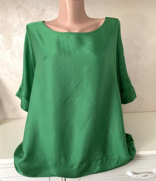 Women Ballin Shirt Green 40 / L / 48