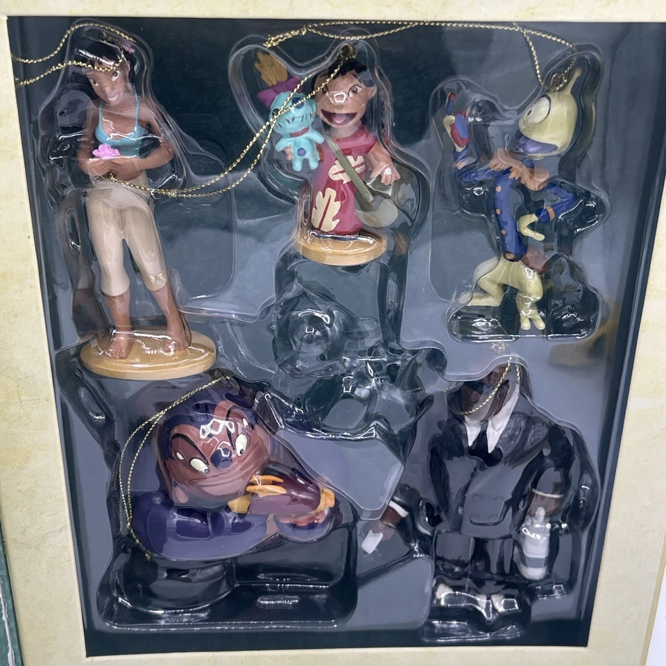 LIBRO DE CUENTOS DISNEY LILO & STITCH 5 piezas (falta puntada) CONJUNTO ADORNOS DE NAVIDAD Foto 4 de 4