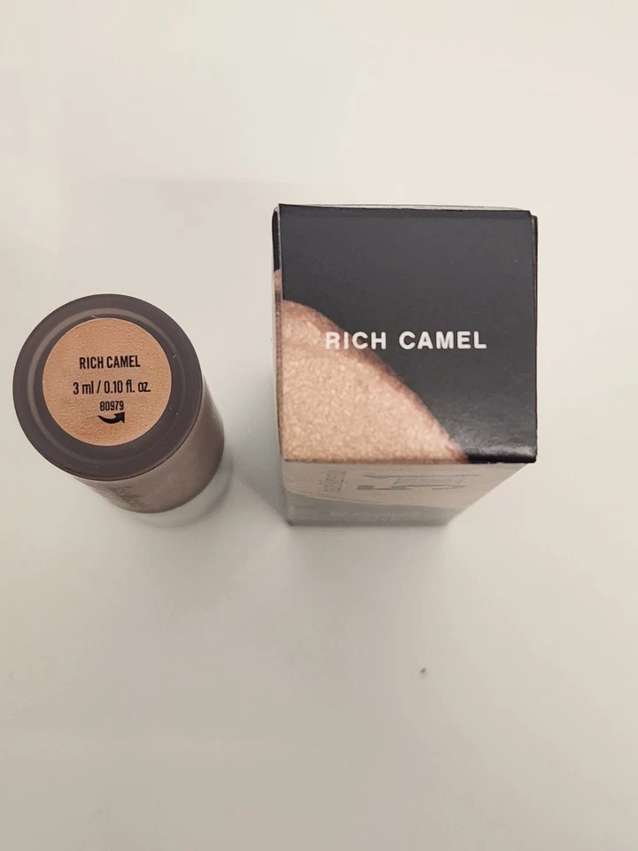 5-in-1 BB Advanced Performance Cream Eyeshadow SPF 15 Rich Camel by BareMinerals - Image 2 of 2