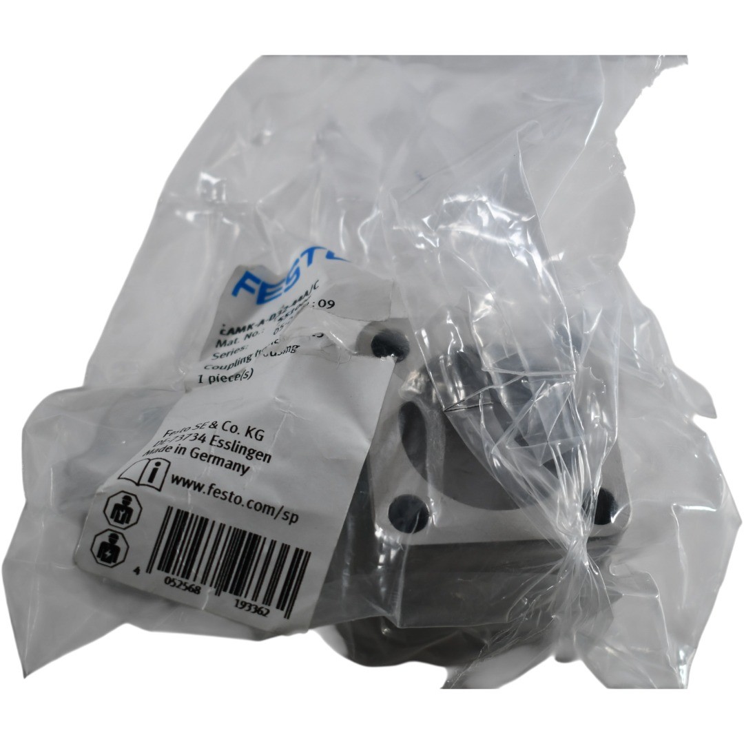 NEW Festo EAMK-A-D32-44A/C 551006 Motor Coupling Housing Axis Mounting Kit