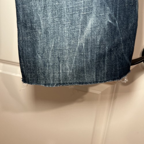 Almost Famous Denim Jeans Skinny Women’s Size 1 Blue Distressed Raw Hem - Picture 7 of 8