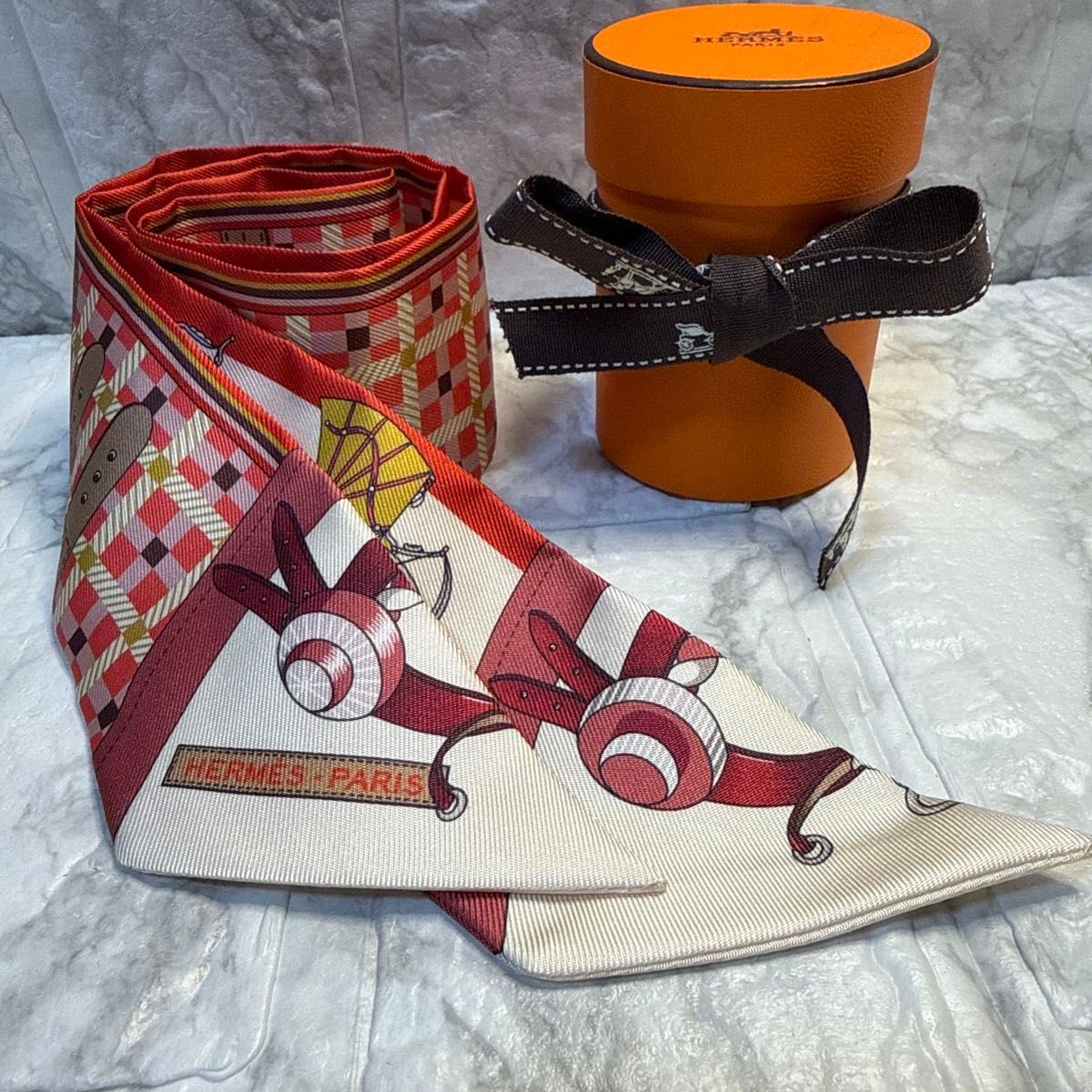 Hermès Reversible Carriage Pattern Twilly Greenad… - image 9