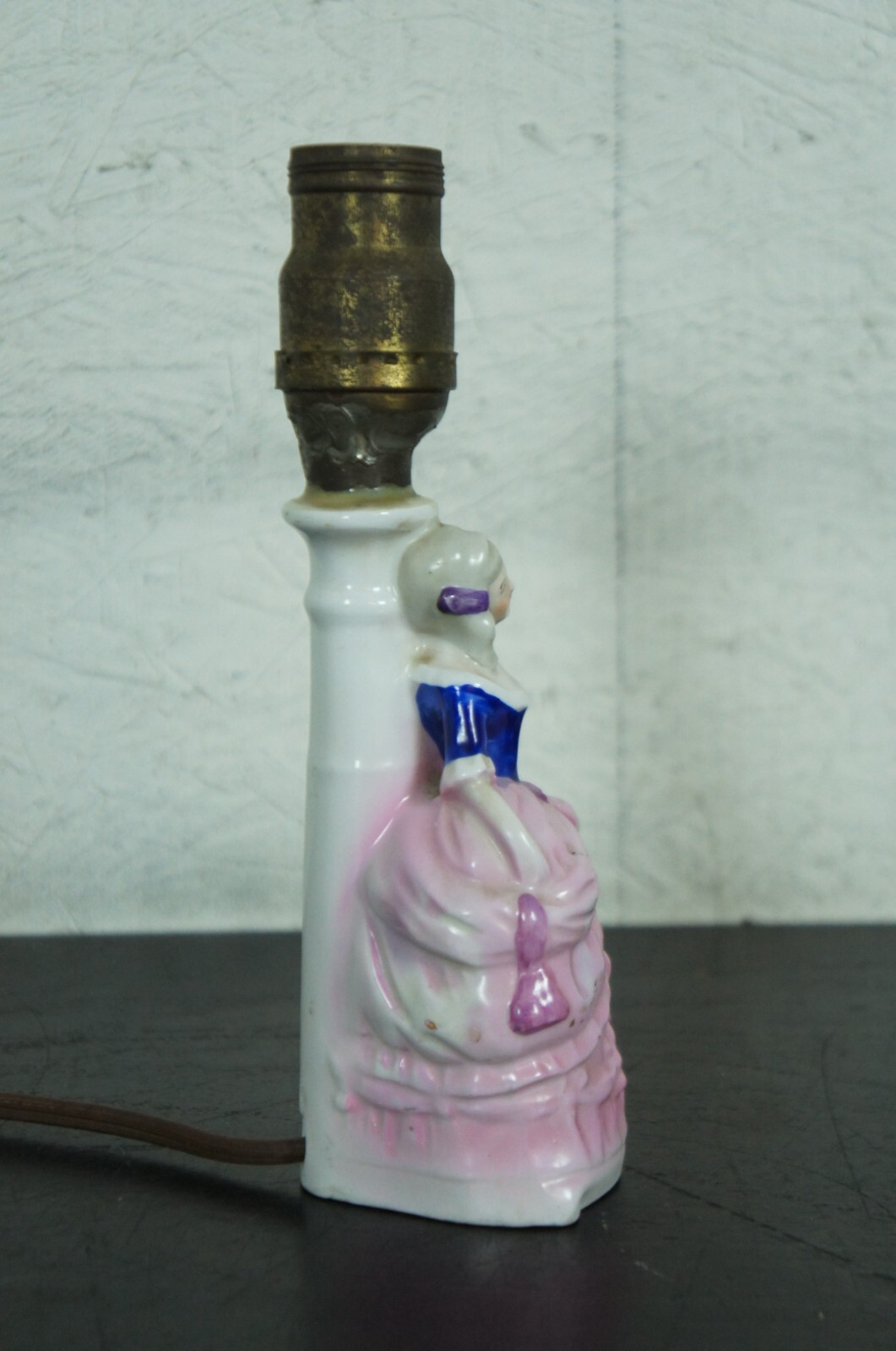 Picture 4 of 12