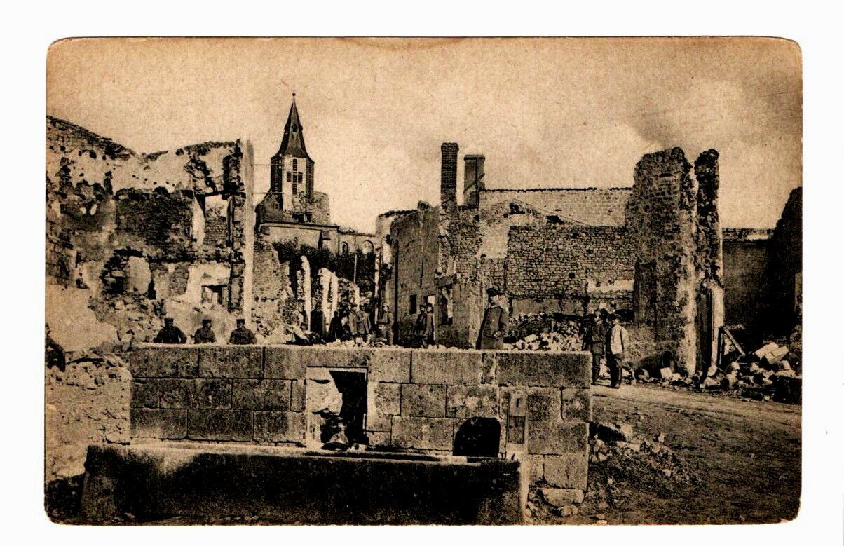 Vintage Postcard Montfaucon France rare