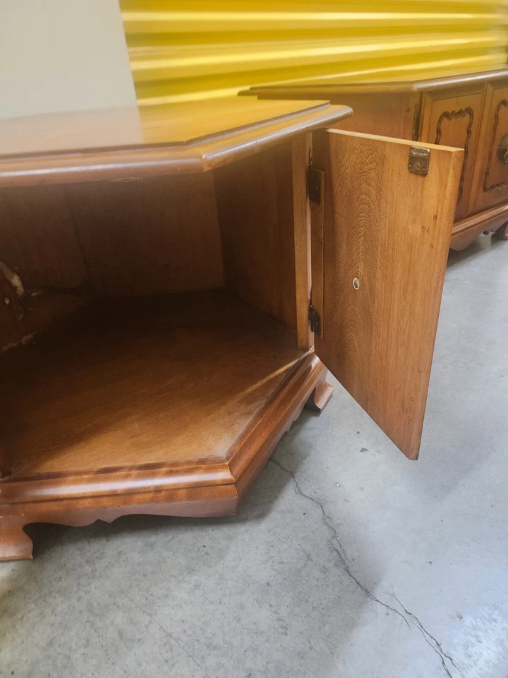 Vi Tage  Hexagonal Accent Storage End Table  - Image 3 of 4