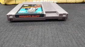AUTHENTIC HOGAN'S ALLEY NINTENDO NES VIDEO GAME