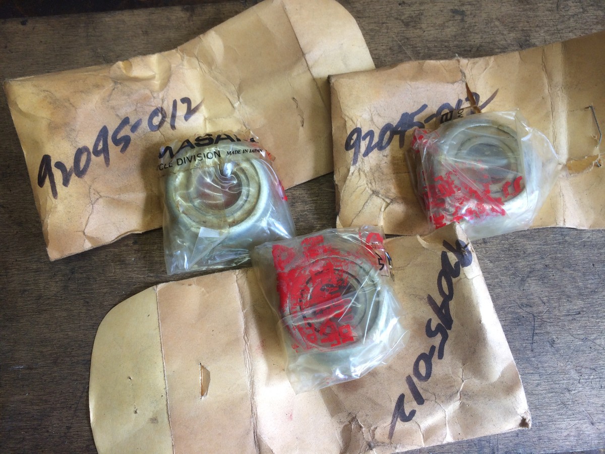 ベアページ 3) NOS genuine KAWASAKI 12095-012 bearings | eBay