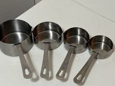 Amco 864 Set Of 4 Measuring Cups 14 13 12 1 Cup 188 Stainless Steel