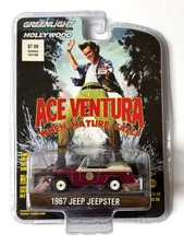 Greenlight Hollywood: Ace Ventura 1967 Jeep Jeepster 1:64