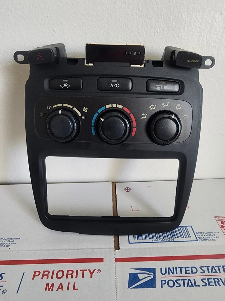 OEM 2001-2007 TOYOTA HIGHLANDER HVAC AC HEATER CLIMATE CONTROL PANEL 84010-48260 - Image 4 of 4