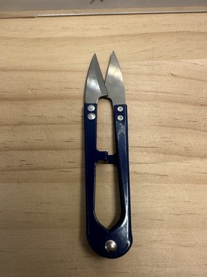 Beadsmith Thread Snips Beading Scissors 4 1/8  U Shaped Scissors