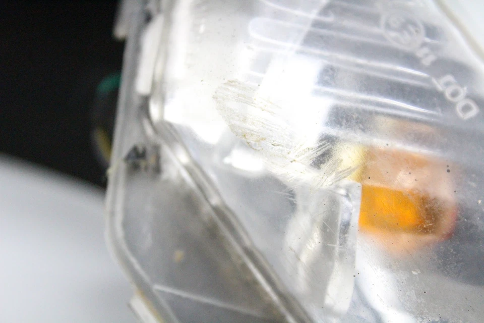 18-22 KAWASAKI NINJA 400 LEFT FRONT TURN SIGNAL LIGHT INDICATOR 23040-0153 - Image 2 of 4