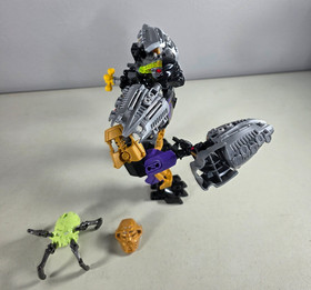 LEGO BIONICLE Masters &ndash; Onua, Master of Earth &ndash; 70789 - 2015 &ndash; Retired
