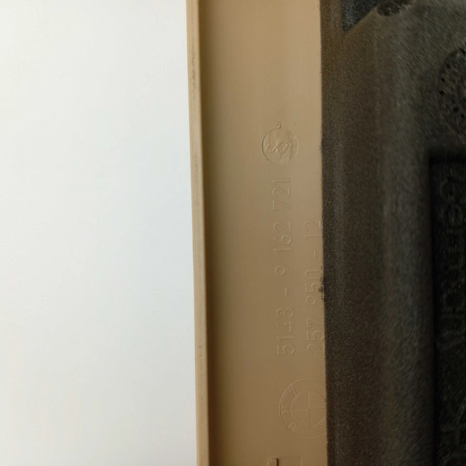 BMW M5 2012 panel de moldura de umbral de puerta delantera 9162721 Foto 4 de 4