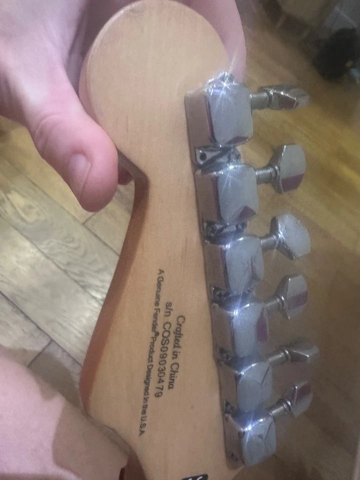 Fender Player Stratocaster Electric Guitar, Maple Fingerboard - 3 Color Sunburst, photo 3 of 5