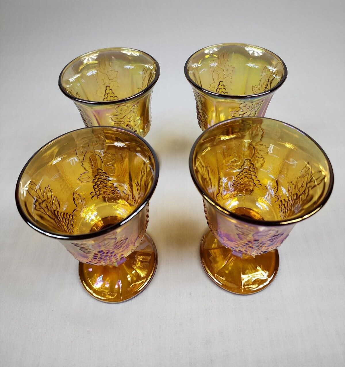 Vintage Gold Iridescent Indiana Carnival Glass Goblet Harvest Grape Set Of 4
