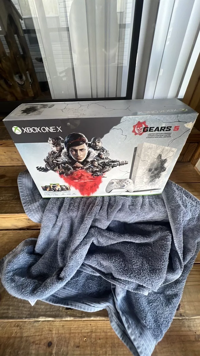 Microsoft Xbox One X 1TB Console Gears 5