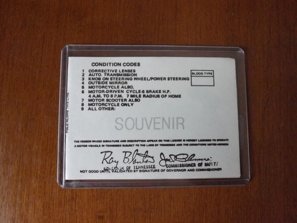 Souvenir Driver's License - Elvis Presley.   - Image 2 of 3