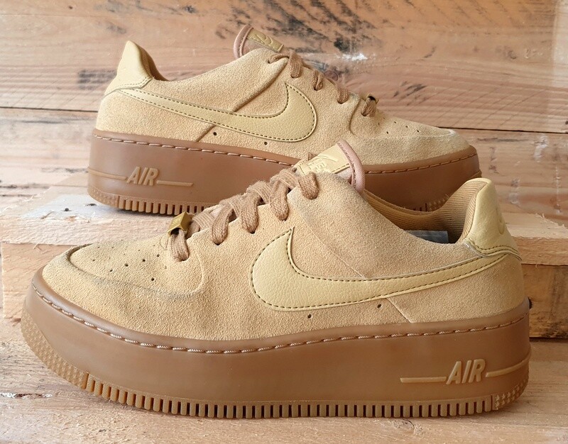 Nike Air Force 1 Sage Low Suede Trainers UK4/US6.5/EU37.5 Nike Air Force 1 Sage Low Suede Trainers UK4/US6.5/EU37.5
