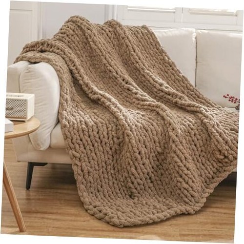 Chunky Knit Blanket Throw Knitted Throw 50"×60"(Large Size Throw） Brown
