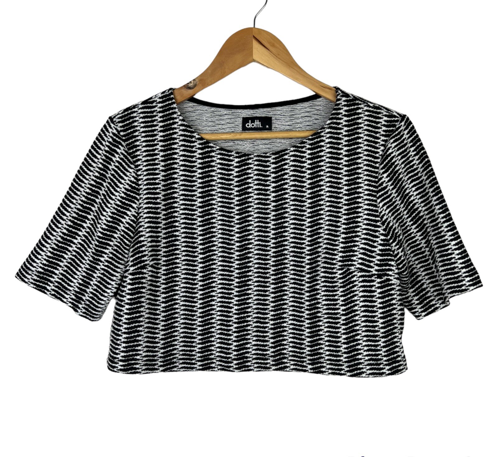Dotti Crop Top Black & White Knit Geometric Short Sleeve Casual Size M 10/12-image