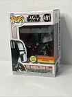 Funko pop! Star Wars The Mandalorian W/ Dark Saber 491 Box Warehouse Exclusive