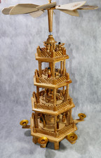 Pyramide Weihnachtspyramide 4-stöckig  53 cm hoch