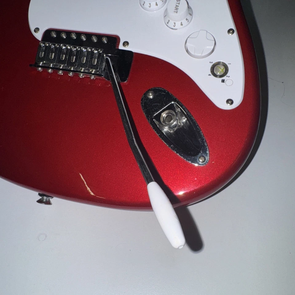 Mad Catz RockBand 2 Xbox 360 Inalámbrico Fender Stratocaster Madera Réplica Funcionando Foto 3 de 4