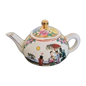 Vintage Miniature Teapot 5"X 3" No Chips/Cracks Great For A Miniature Shelf! NEW