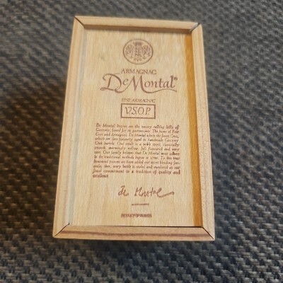 Vintage Armagnac De Montal Wood Box VSOP 4.25 X 2.75 X 2.5 Buckingham Corp Empty
