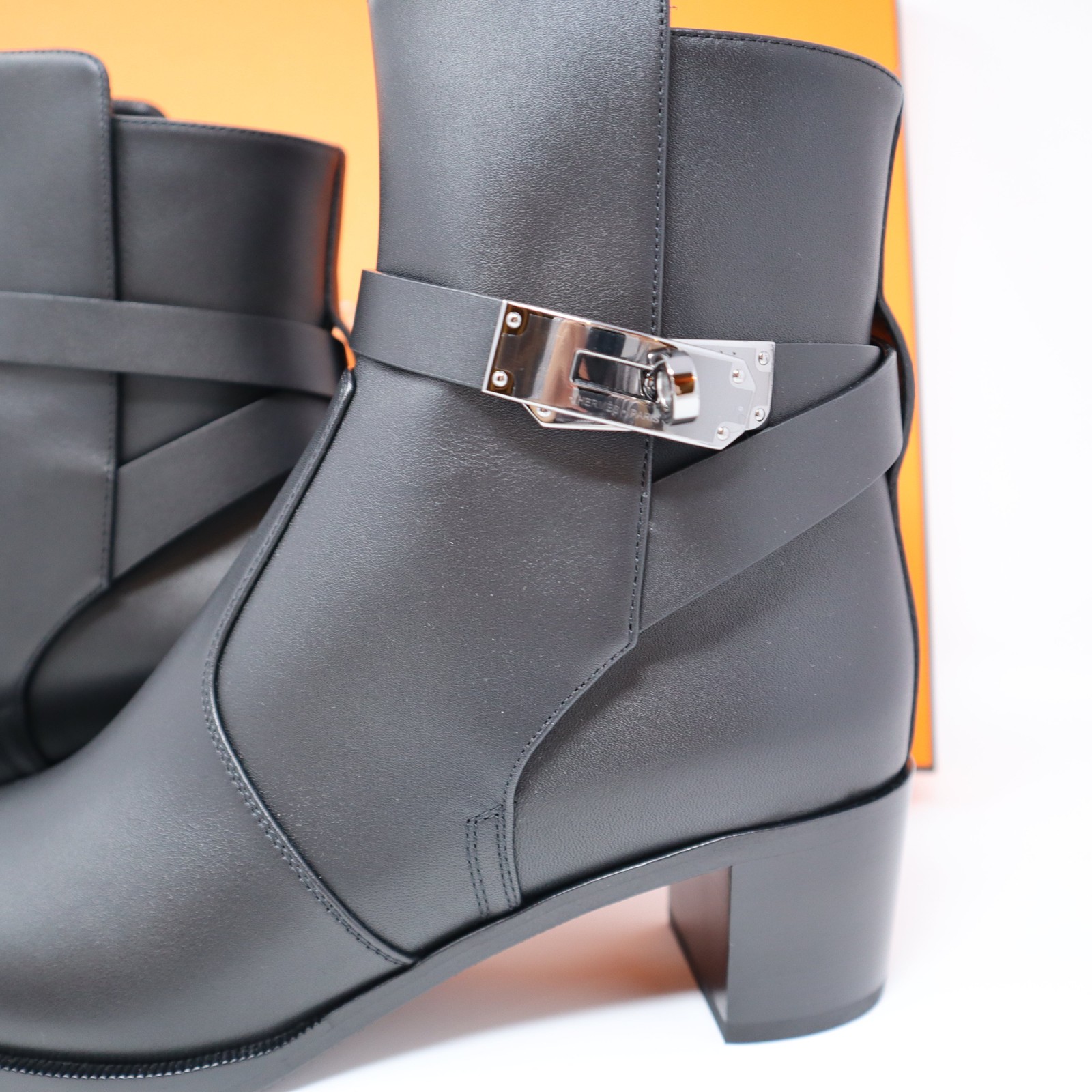 $2475 37.5 NEW HERMES BOOT Frenchie 50 ankle boot Kelly Buckle Black Classic image 6