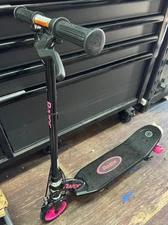 Razor POWER CORE 90 Electric Scooter for Kids Age 8+ 100W 24V 10 Mph 40 min