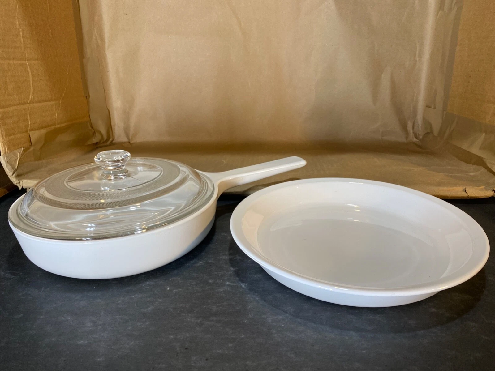 Set of 3 items Vintage White Corning Pie Plate & Range Topper Skillet and lid
