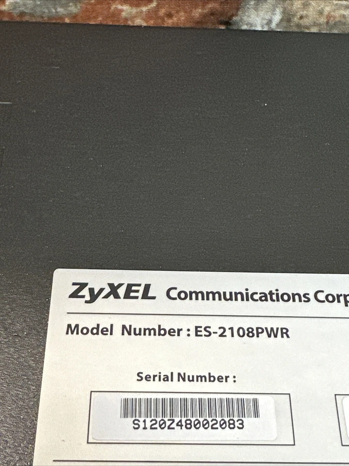 Zyxel Communications Corporation ES-2108PWR 8+1 port Managed PoE Ethernet Switch - Image 4 of 4