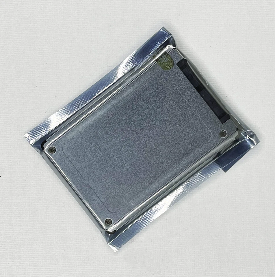 Kingston 60GB 1.8 inch SATA solid state drive scarce capacity - Image 2 of 2