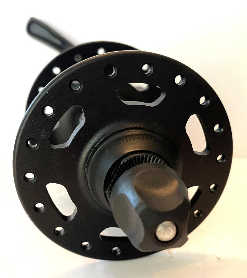 new Shimano HB-M756 Deore XT FRONT HUB 36° 100mm with Skewer 6 bolt Disc - Image 4 of 4