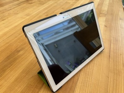 Lenovo Tab 2 A10-70F 10.1 Zoll Tablet WLAN weiß , Sehr Guter Zustand. 