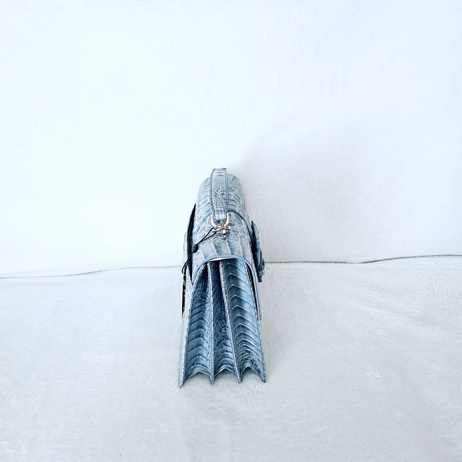 NEW BRAHMIN HEAVENLY BLUE HALLIE W/VERONICA WALLET image 5