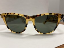Vintage Ray-Ban WAYFARER II Tortoise Shell Sunglasses Bausch  Lomb lens yellow
