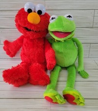 Hasbro Sesame Street Tickle Me Elmo 2017 Giggles Shakes TY Disney Kermit Plush