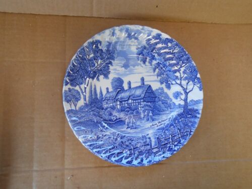 Royal Essex, Shakespeares Country dinner plate anne hathaways cottage - Picture 1 of 3