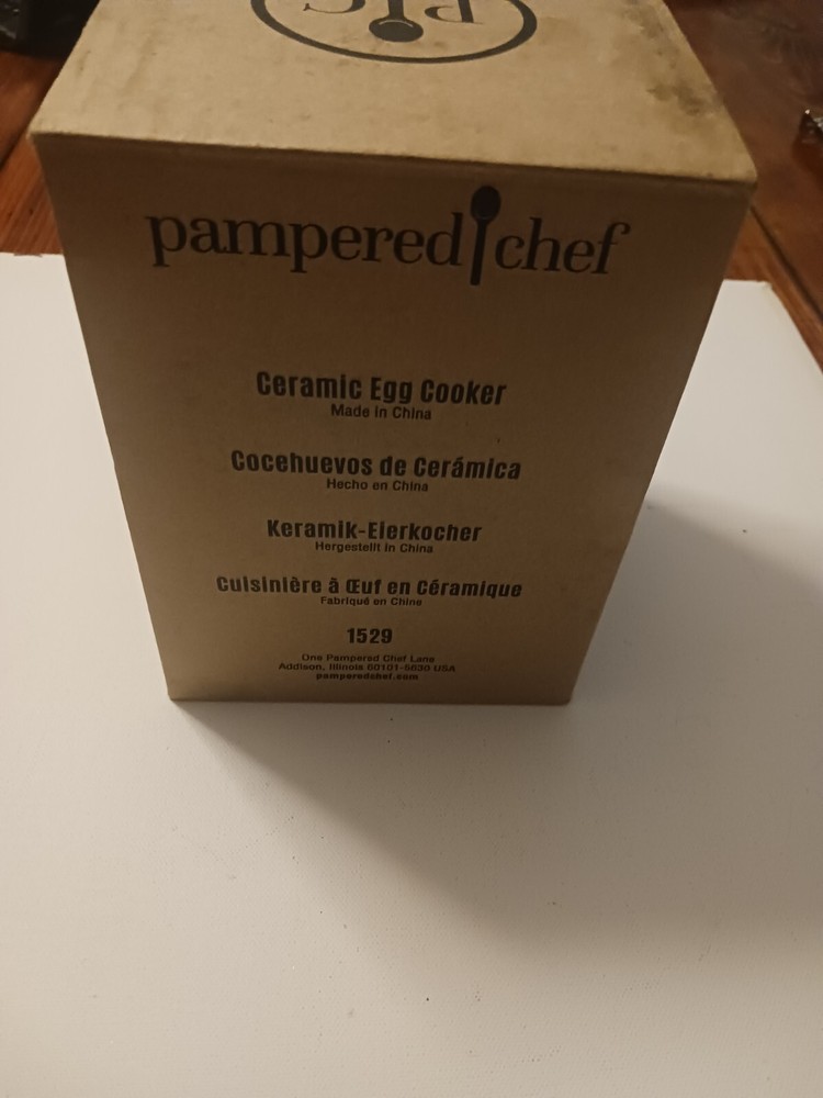 Pampered Chef Ceramic Egg Cooker for Perfect Eggs Every Time