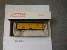 Accurail  112-1569  WFEX  67395  HO SR Wood Reefer GN