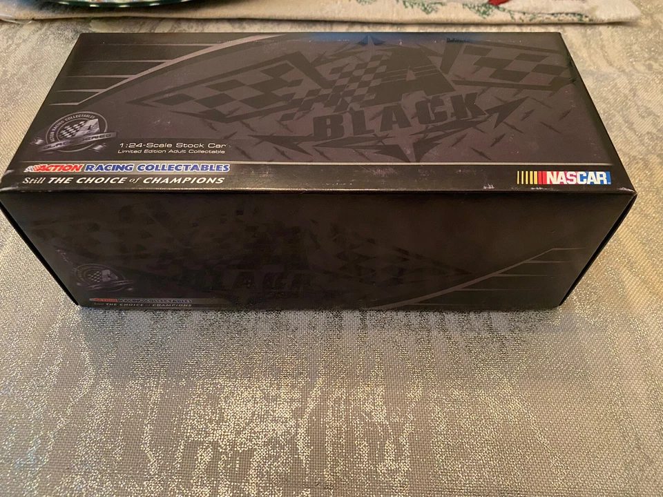 2009 1/24 Carl edwards black label - Image 2 of 3