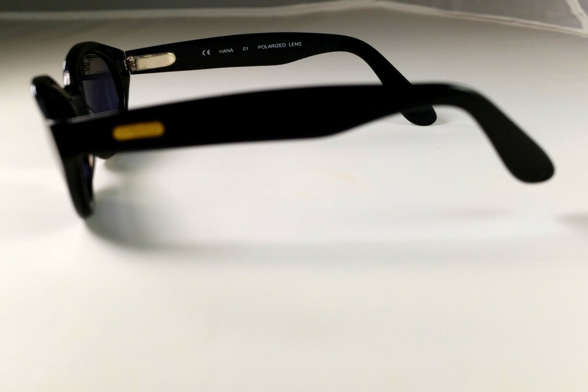 Hobie Hana Sunglasses Black / Grey Pol. Lens ca. 1980s Made  display picture 1