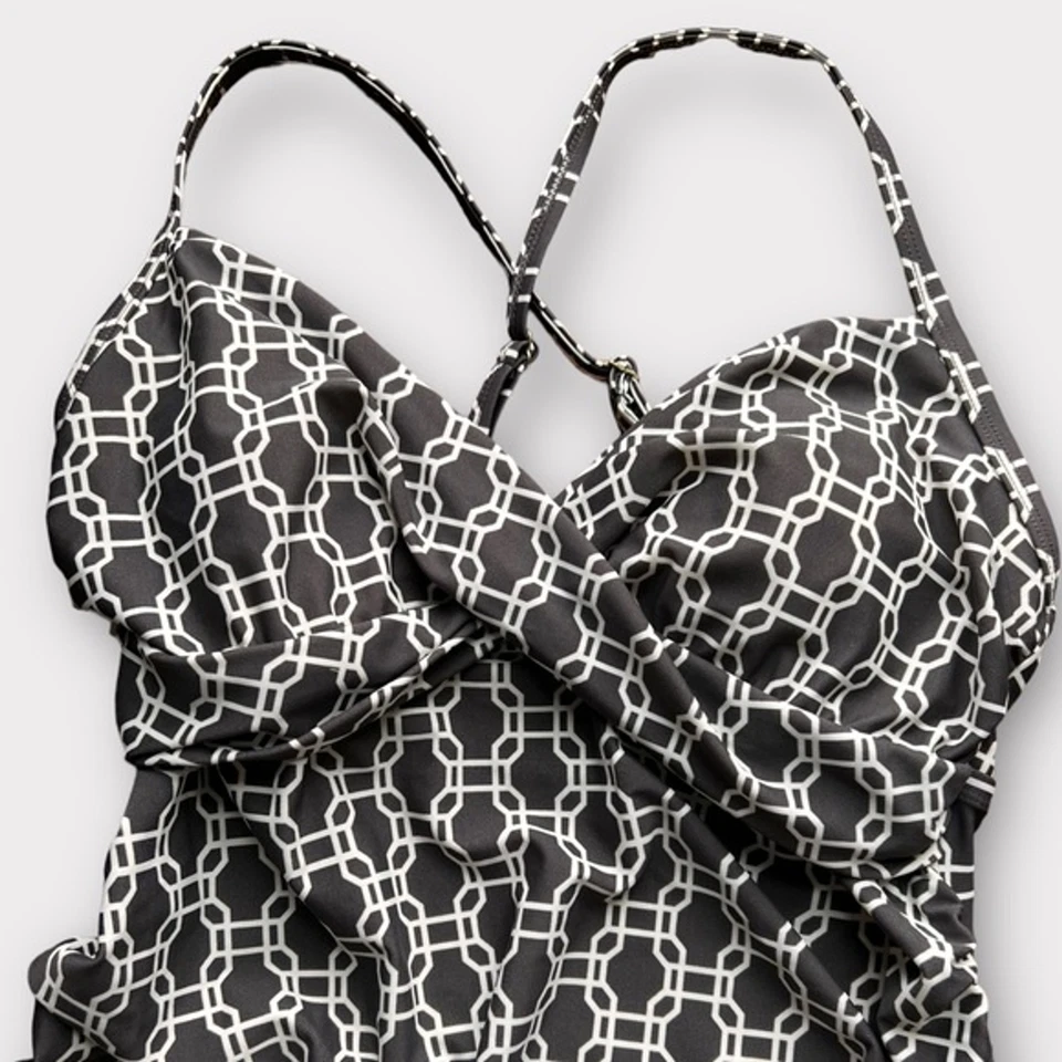 Nuevo con etiquetas Traje de Baño de Maternidad Liz Lange Tankini Top Estampado Acanalado Pequeño S Foto 3 de 4